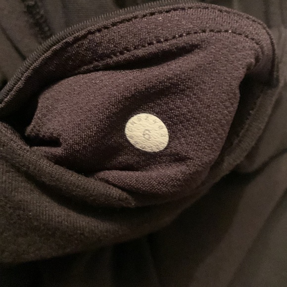 NWOT Lululemon Ready To Rulu Tight *28"
Black - Picture 9 of 9